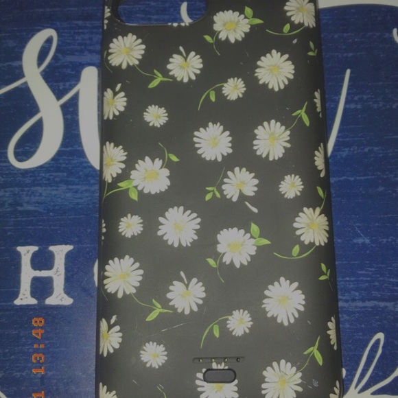 iPhone 6+/7+ Casely Charging case! - Picture 1 of 2